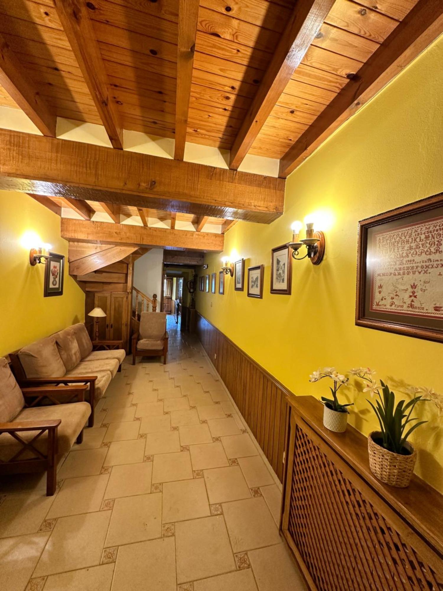 Casa Rural El Torrejon Arenas De Cabrales Buitenkant foto